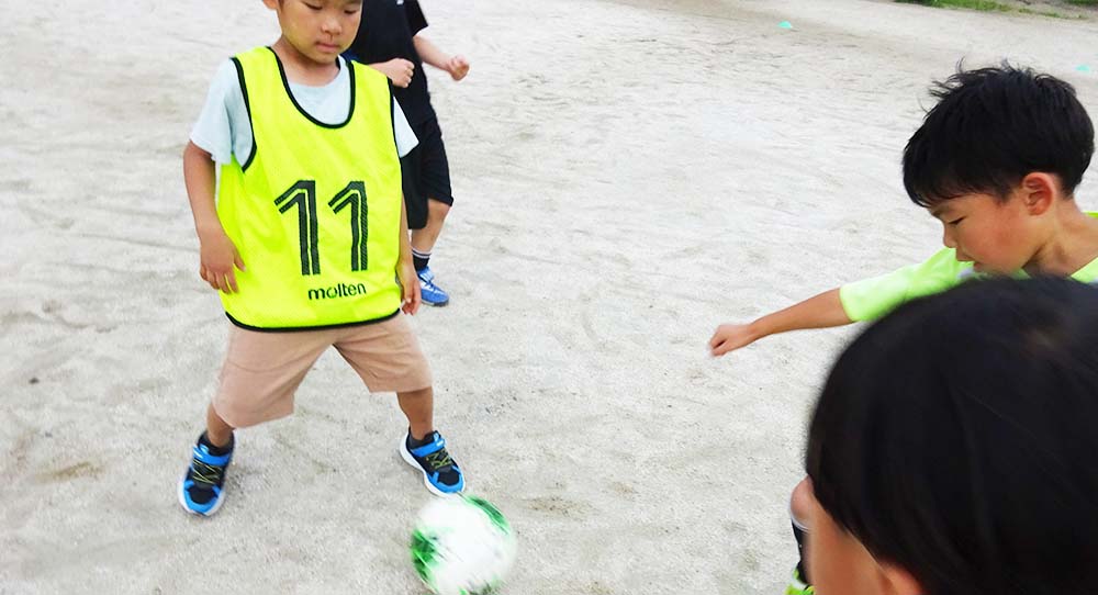 01 インカラーフットボールクラブ football club